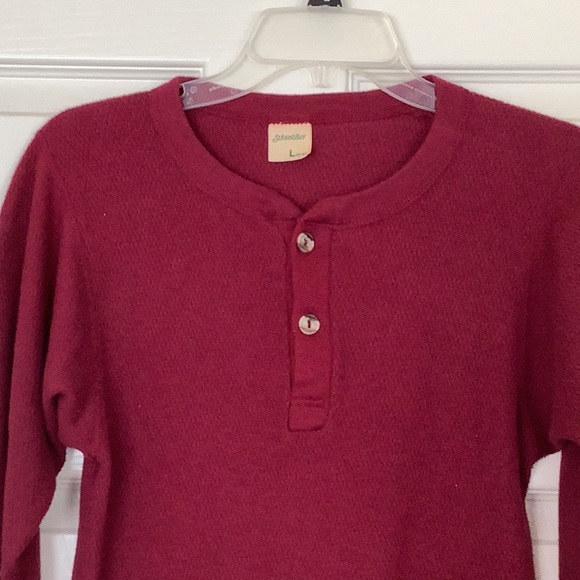 St John’s Bay Waffle Weave Maroon Long Sleeve Thermal Henley Top - Picture 2 of 6